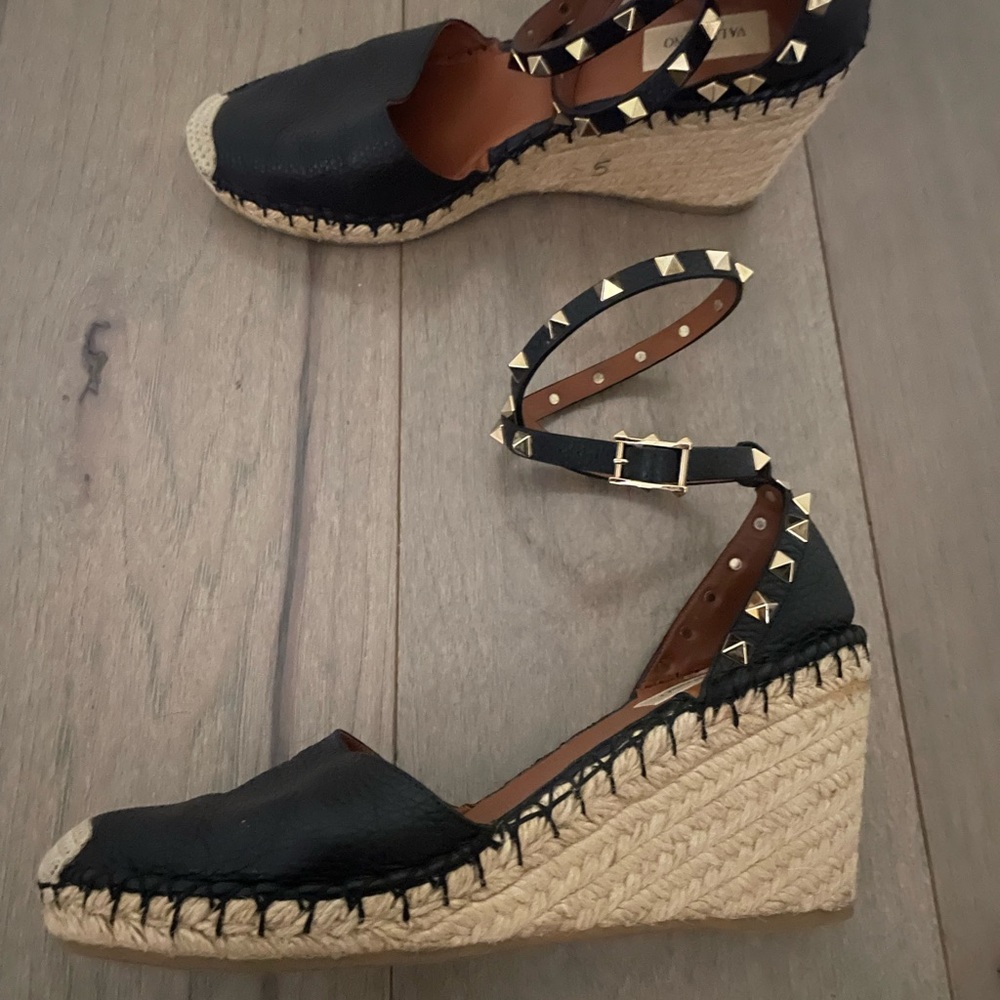 Valentino Rockstud Espadrilles Black - Picture 3 of 7